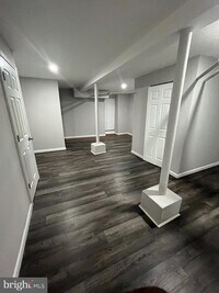 3225 Normount Ave photo'