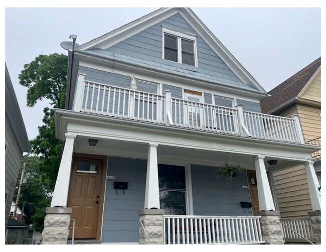 2860 S Delaware Ave, Unit 2860 in Milwaukee, WI - Foto de edificio - Building Photo