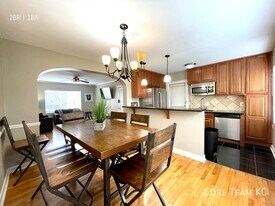 1107 W 45th St in Kansas City, MO - Building Photo