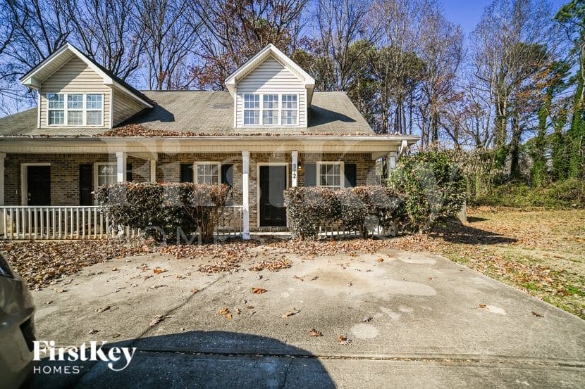 972 Windwood Ct in Atlanta, GA - Foto de edificio