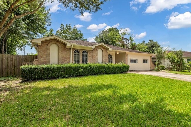 12331 Flushing Meadows Dr in Houston, TX - Building Photo - Building Photo