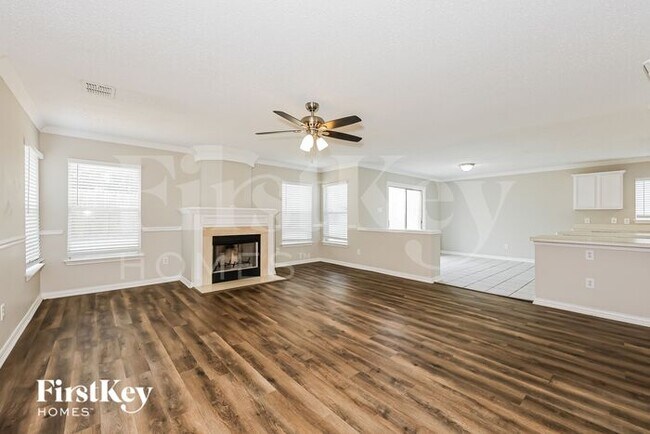 301 Sunset Oaks Dr in Fort Worth, TX - Building Photo - Building Photo