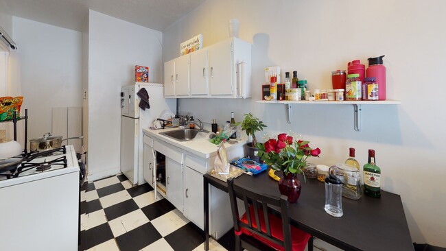 24 Sidlaw Rd in Boston, MA - Building Photo - Building Photo