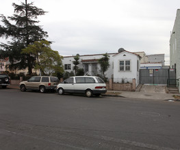 1187 N New Hampshire Ave in Los Angeles, CA - Building Photo - Building Photo