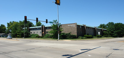 Sterling Arms Condominiums in Peoria, IL - Building Photo - Building Photo