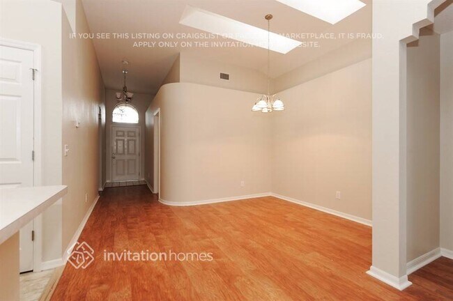 6037 Weatherwood Cir in Wesley Chapel, FL - Foto de edificio - Building Photo