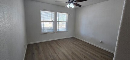 606 Lakemont Dr in Hutto, TX - Building Photo - Building Photo