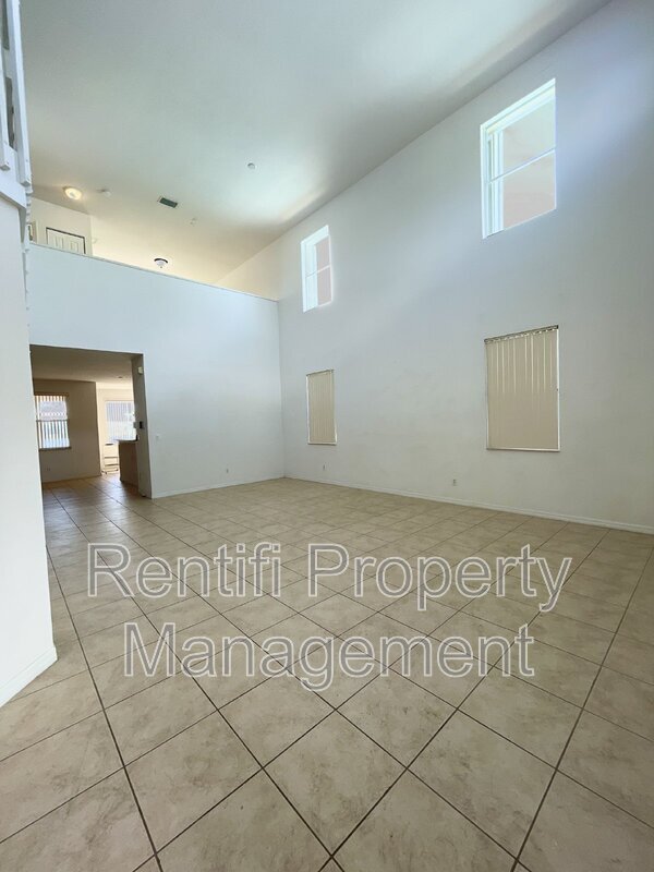 17038 Tremont St in Ft. Myers, FL - Building Photo - Building Photo