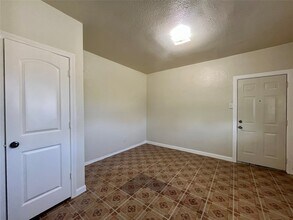 2705 Lorraine St in Houston, TX - Building Photo - Building Photo