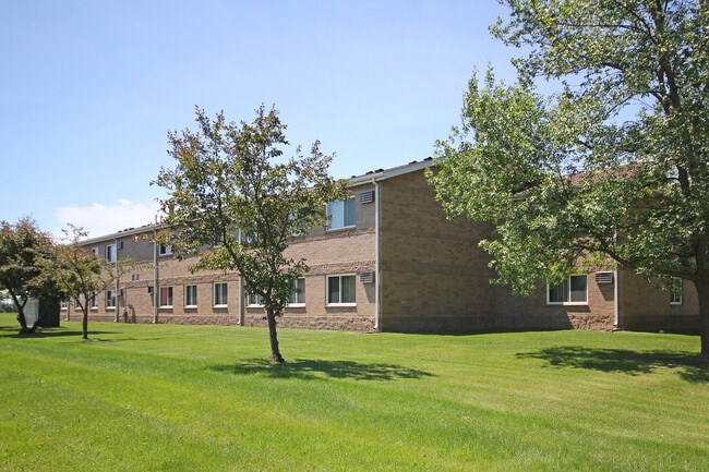 Westside Manor in Baudette, MN - Building Photo - Building Photo