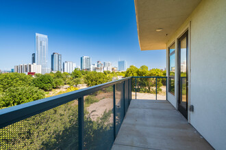 The Ladybird - 1033 in Austin, TX - Foto de edificio - Interior Photo