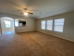 625 26th Ave N in Texas City, TX - Building Photo - Building Photo