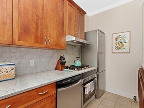 340 Tappan St in Brookline, MA - Building Photo - Building Photo