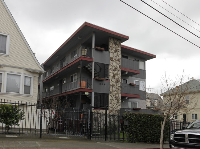 1818 7th Ave in Oakland, CA - Foto de edificio - Building Photo