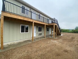 SunHill in Bryant, SD - Building Photo