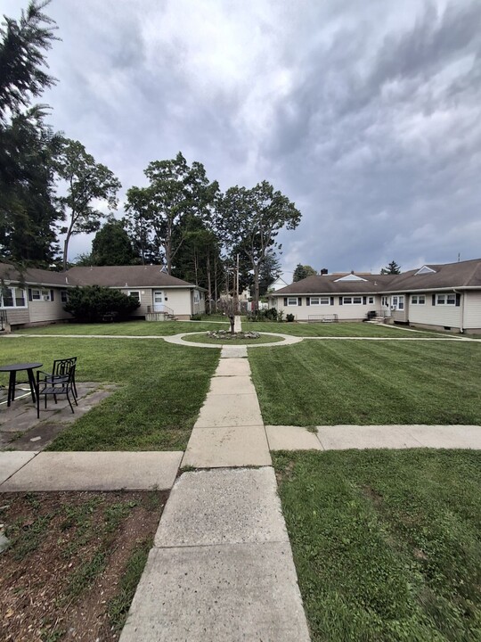 Carey Ave Apartments in Butler, NJ - Foto de edificio