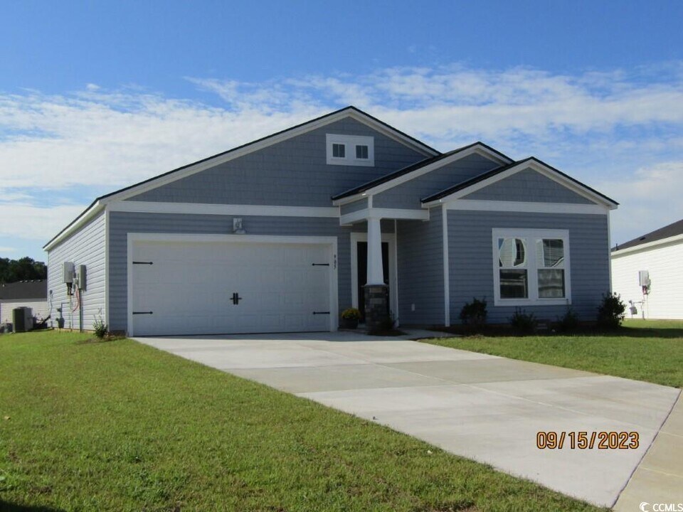 905 Vernal Pl in Little River, SC - Building Photo
