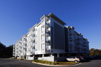 Riverside Senior Living Apartments in Biloxi, MS - Foto de edificio - Building Photo