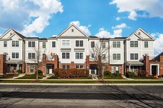 6012 Turnwood Dr in Westerville, OH - Building Photo - Building Photo