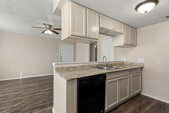 6110 Wheless Cove in Austin, TX - Building Photo - Building Photo