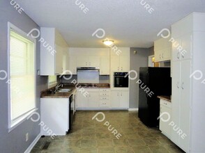 5002 Ortega Cir NW in Huntsville, AL - Building Photo - Building Photo