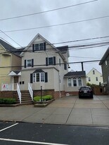 14-16-16 E 41st St in Bayonne, NJ - Building Photo