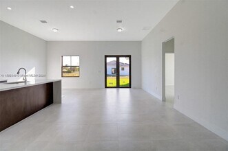 32207 SW 196th Ave in Homestead, FL - Building Photo - Building Photo