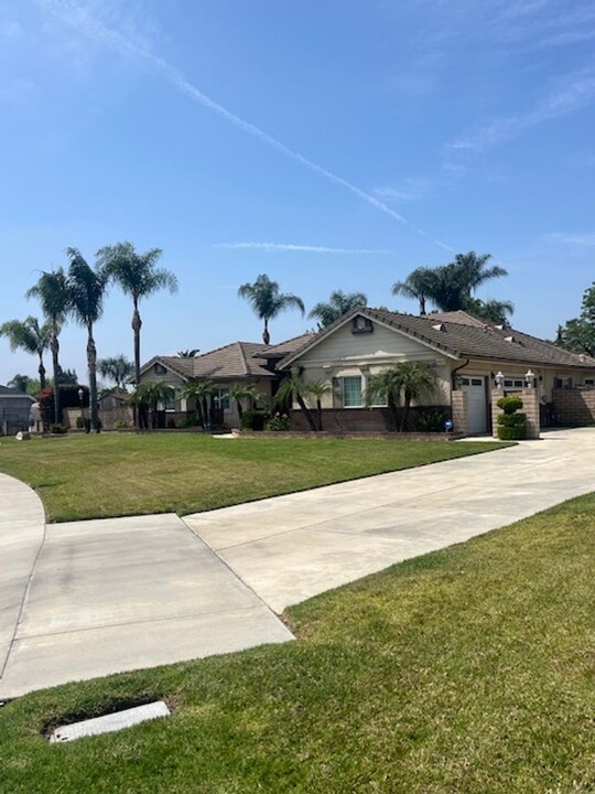11882 Orgren Ave in Chino, CA - Building Photo