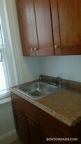 1450 Commonwealth Ave, Unit 11 in Boston, MA - Building Photo
