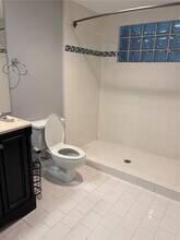 16531 NE 35th Ave in North Miami Beach, FL - Building Photo - Building Photo