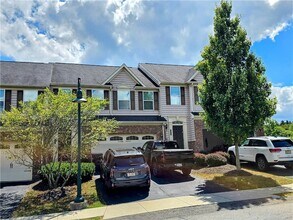 809 Fairgate Drive in Wexford, PA - Building Photo - Building Photo