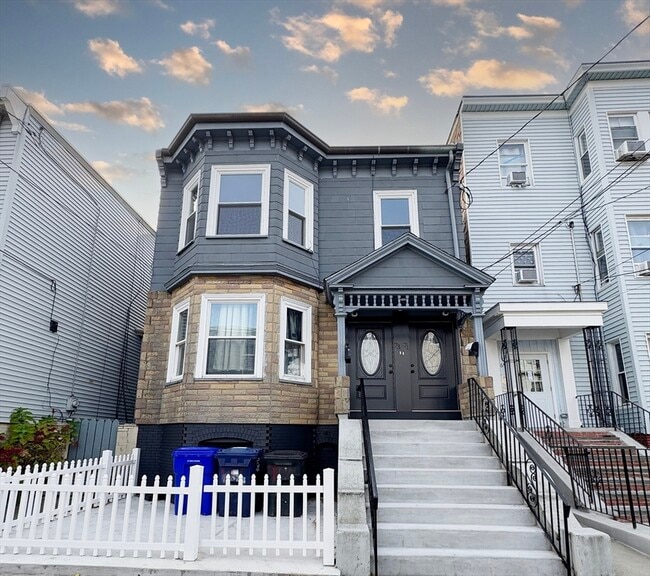 property at 71 W Eagle St