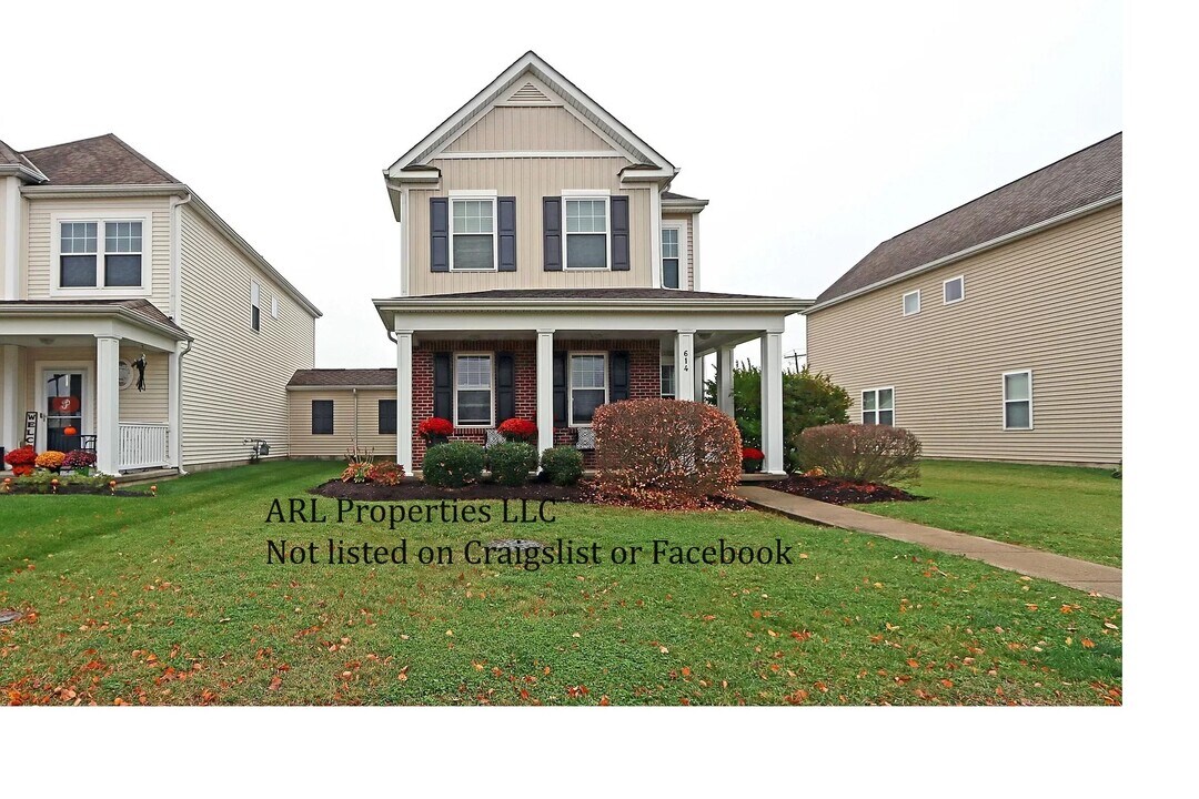 614 Lamplight Dr in Delaware, OH - Building Photo