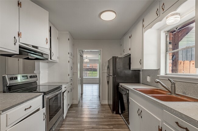 property at 1819 Ave Q