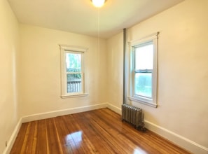 1258 Commonwealth Ave, Unit 1 in Boston, MA - Foto de edificio - Building Photo