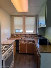 29435 Euclid Ave in Wickliffe, OH - Building Photo - Building Photo