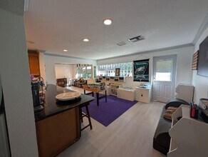 1010 Sumica Dr in Ft. Myers, FL - Building Photo - Building Photo