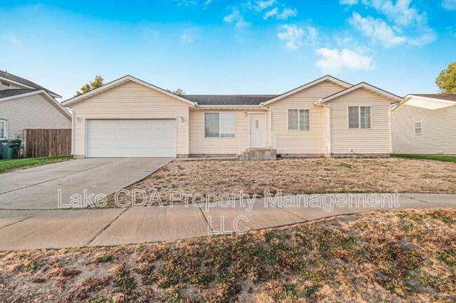 property at 321 E Acorn Ave