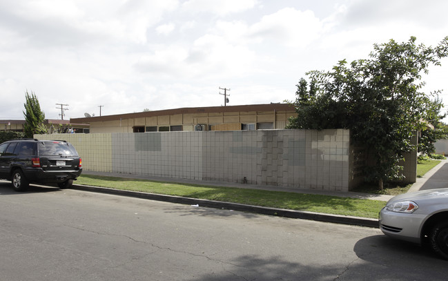 7700 Jackson Way in Buena Park, CA - Building Photo - Building Photo