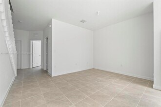 12154 NW 24th Ct in Miami, FL - Building Photo - Building Photo