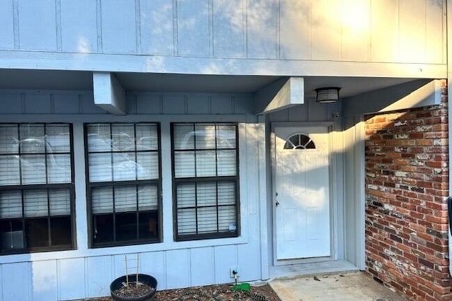 804 Timbers Ct in Tallahassee, FL - Building Photo - Building Photo