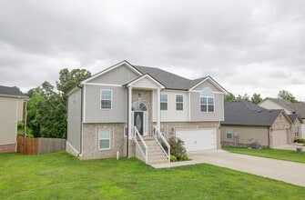 1092 Barnhill Rd in Clarksville, TN - Building Photo - Building Photo