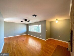 9457 Boyds Turn Rd in Owings, MD - Building Photo - Building Photo