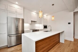 30 E Main St in Westborough, MA - Building Photo - Building Photo