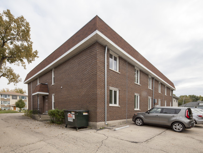 4312 Douglas Rd in Downers Grove, IL - Building Photo - Building Photo