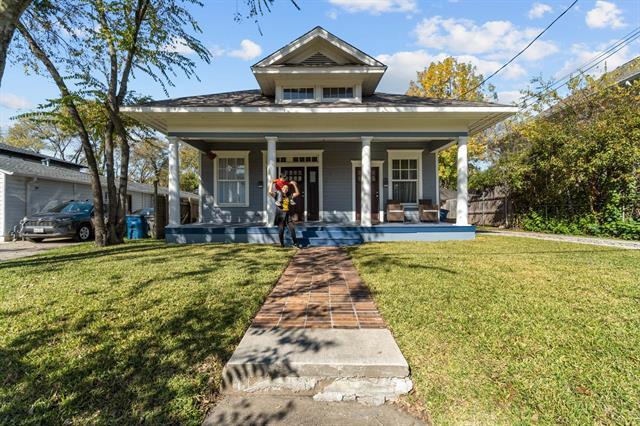 property at 4723 Worth St