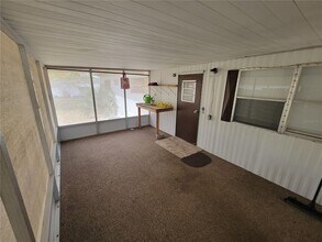 7513 Highpoint Blvd in Brooksville, FL - Building Photo - Building Photo