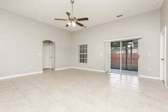 4863 Treasure Cay Rd in Tavares, FL - Building Photo - Building Photo