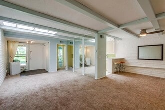 9320 Earl St in La Mesa, CA - Building Photo - Building Photo