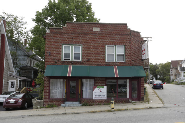 41 Washington St in Sanford, ME - Foto de edificio - Building Photo